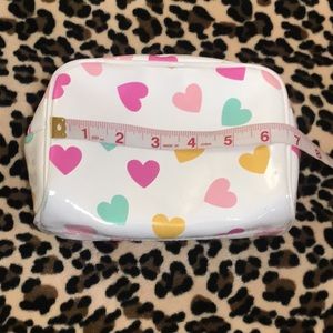 FOREVER 21 Heart 💜💗🤍 Makeup Cosmetic Bag Zipper White Pastel Pink F21